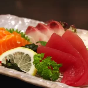 69. Sashimi Mix 15pz